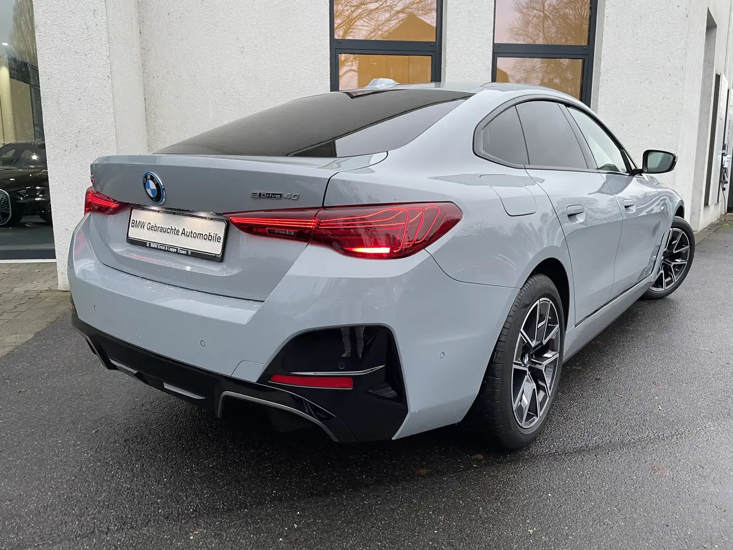 BMW i4 eDrive40 M Sport || Stop&Go 360°Kamera Grau - 2