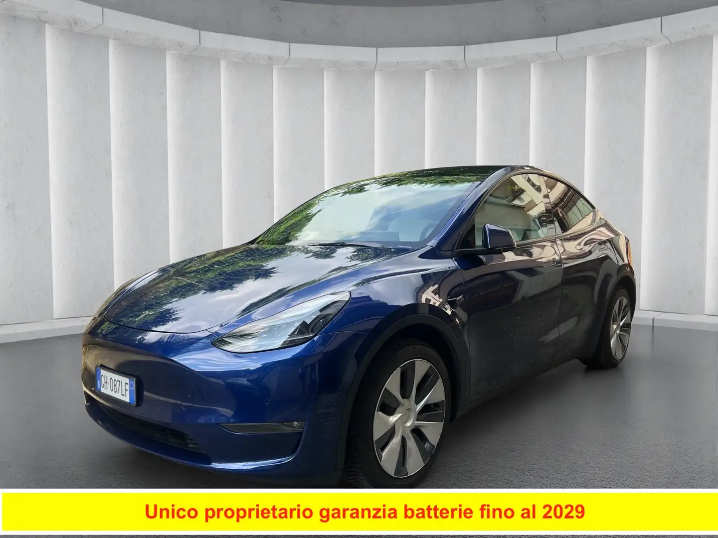 Tesla Model Y dual range awd Azul - 1