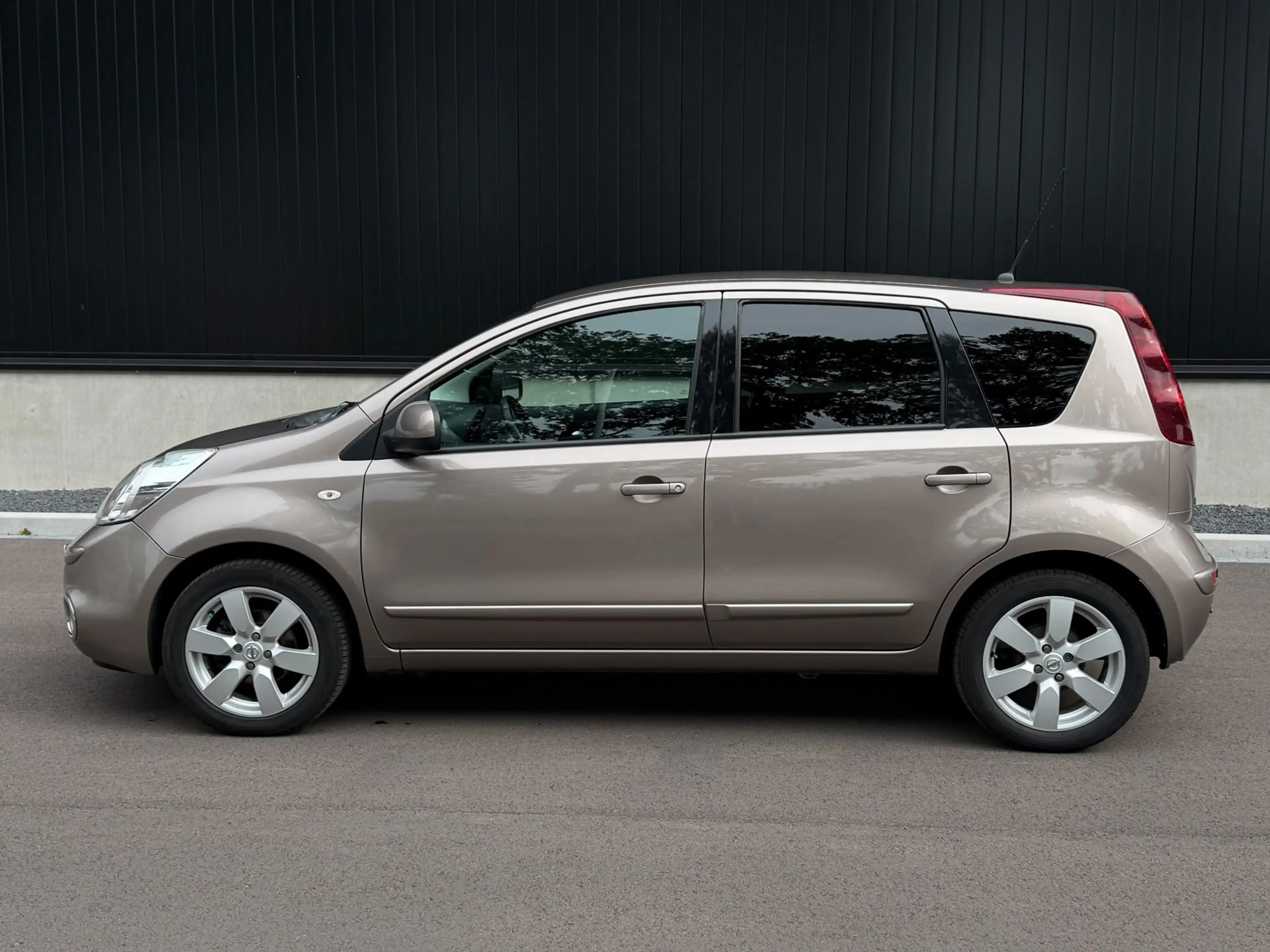 Nissan Note 1.6 Connect Edition|navi|Lage kilometers — photo 11