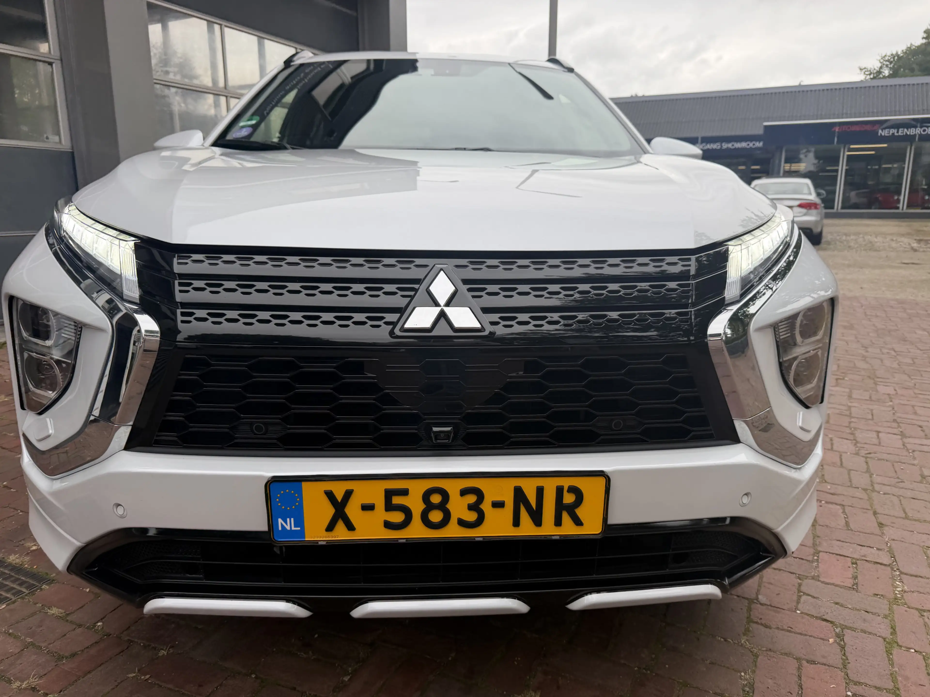 Mitsubishi Eclipse Cross 2.4 PHEV Executive Bj 2024 Km 36.147 Nap 1e eigena — photo 6
