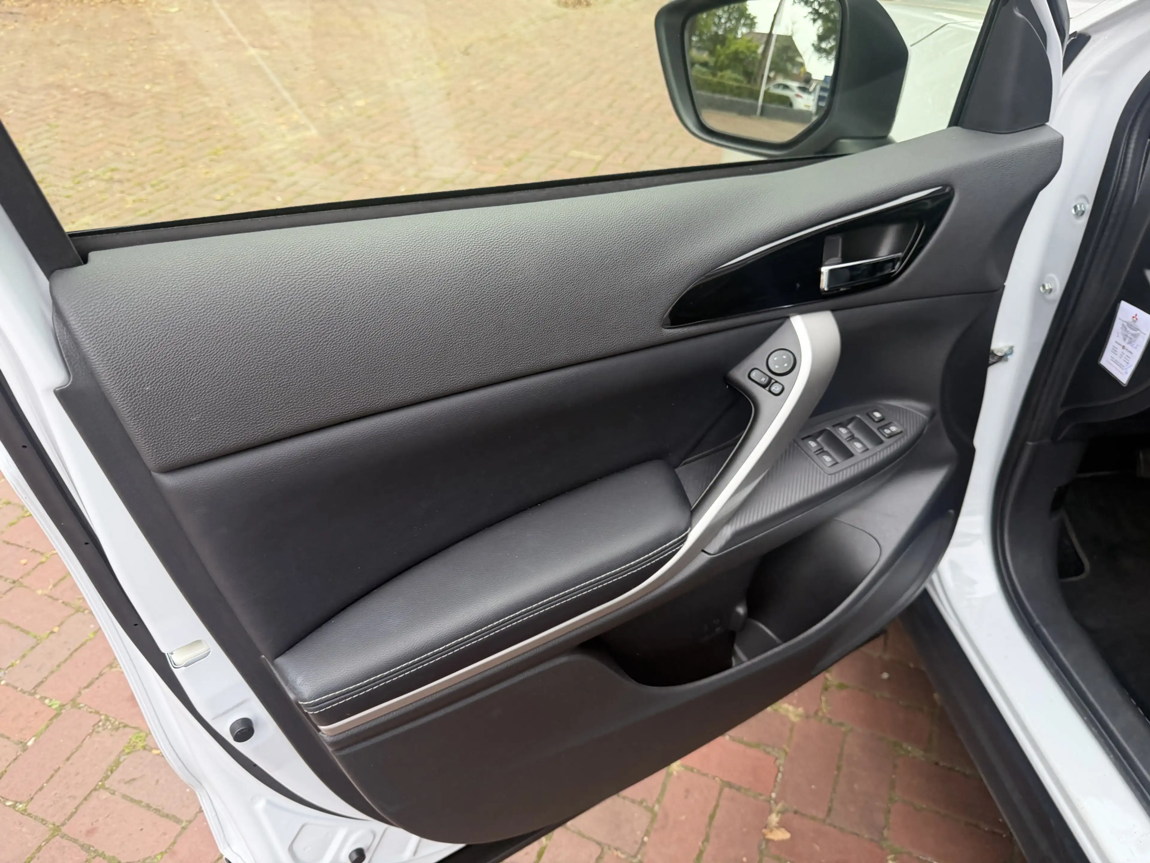 Mitsubishi Eclipse Cross 2.4 PHEV Executive Bj 2024 Km 36.147 Nap 1e eigena — photo 29