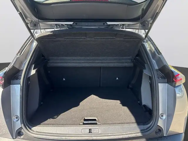 Peugeot 2008 view 7