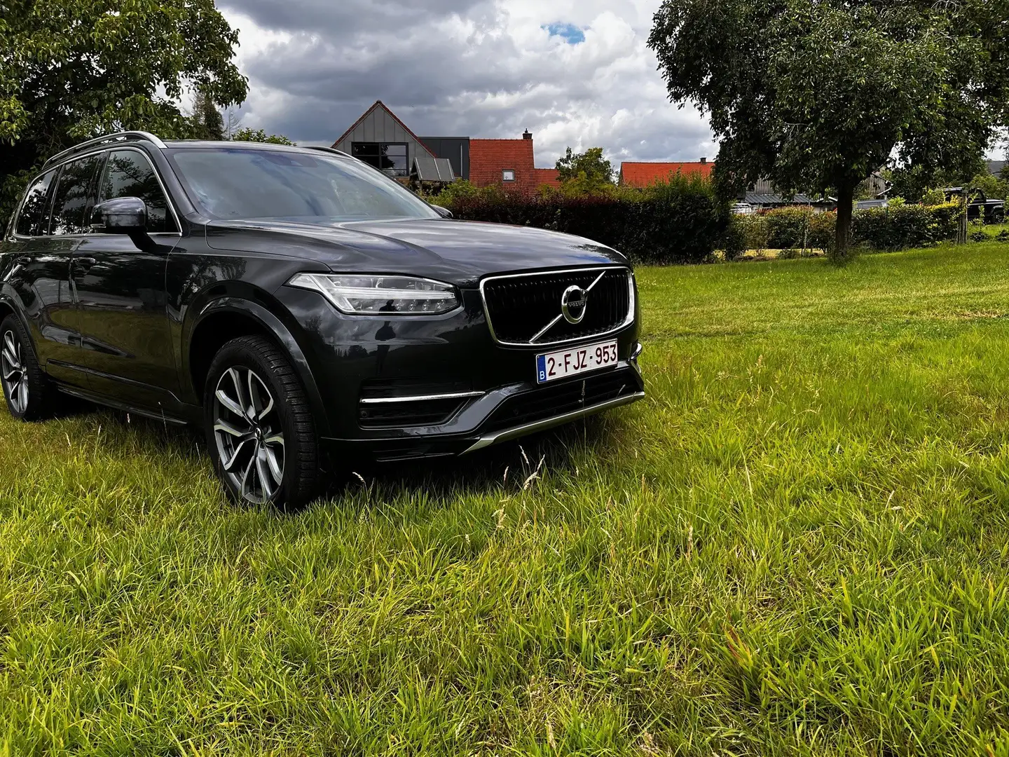 Volvo XC90 XC90 2.0 D4 4WD Momentum 7pl. Geartronic Grijs - 1