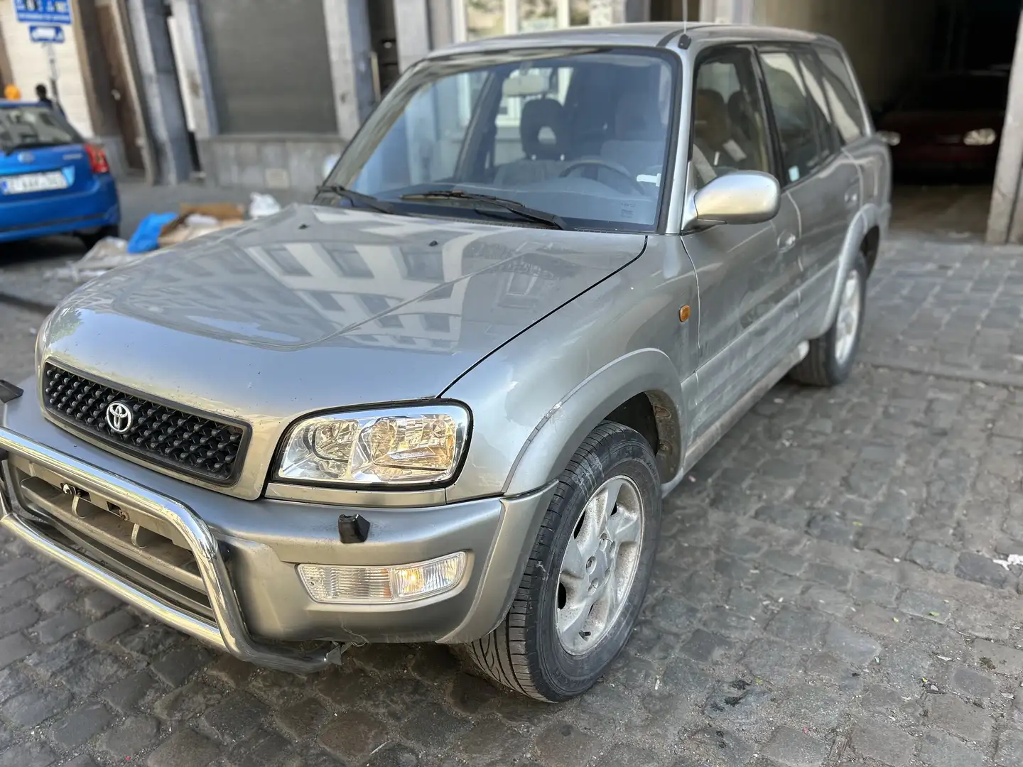 Toyota RAV 4 Full option climatisation boite automatique - 2