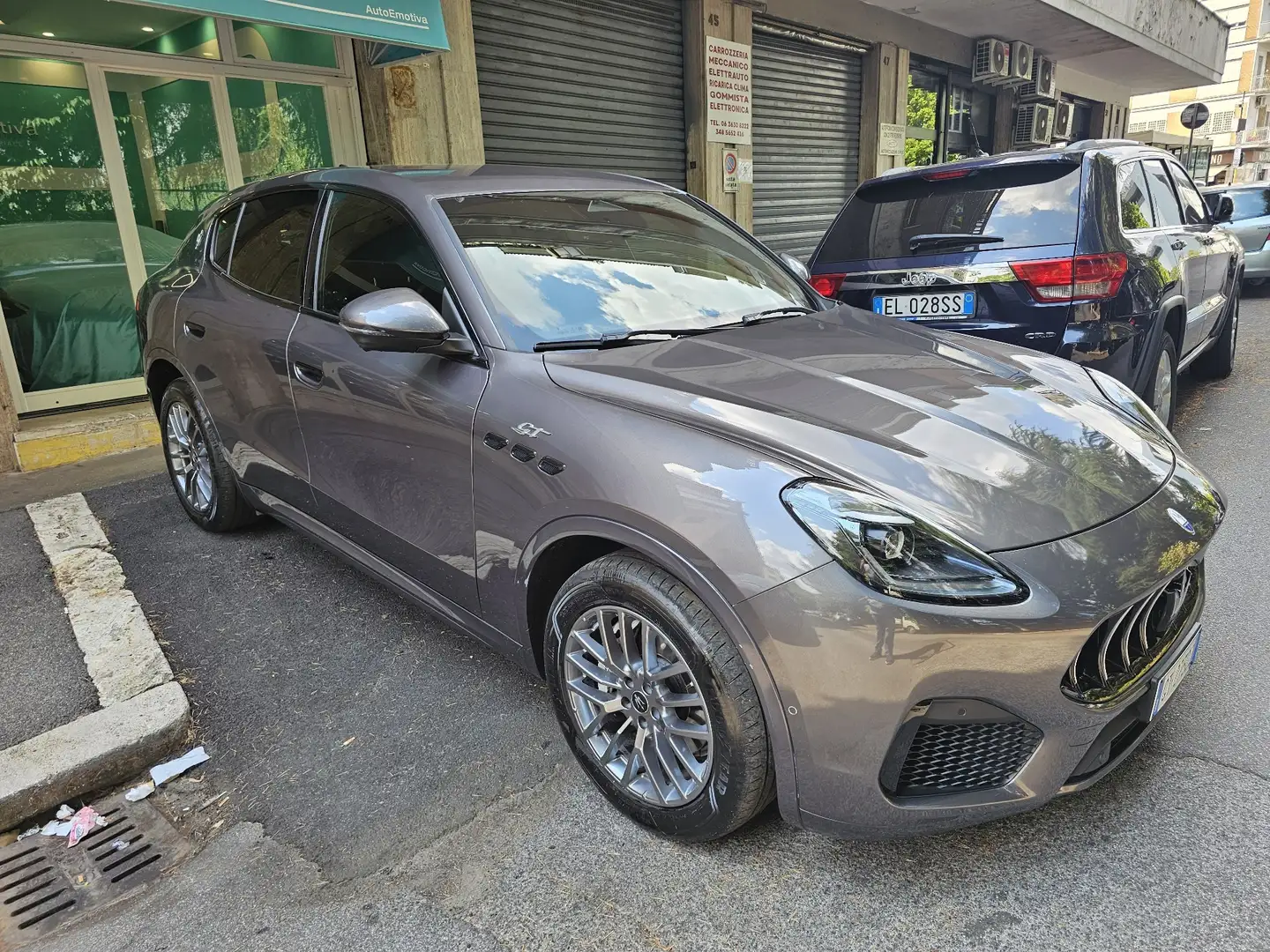 Maserati Grecale GT mhev 300 cv FULL,SUBENTRO LEASING 385 EURO/MESE Grigio - 2