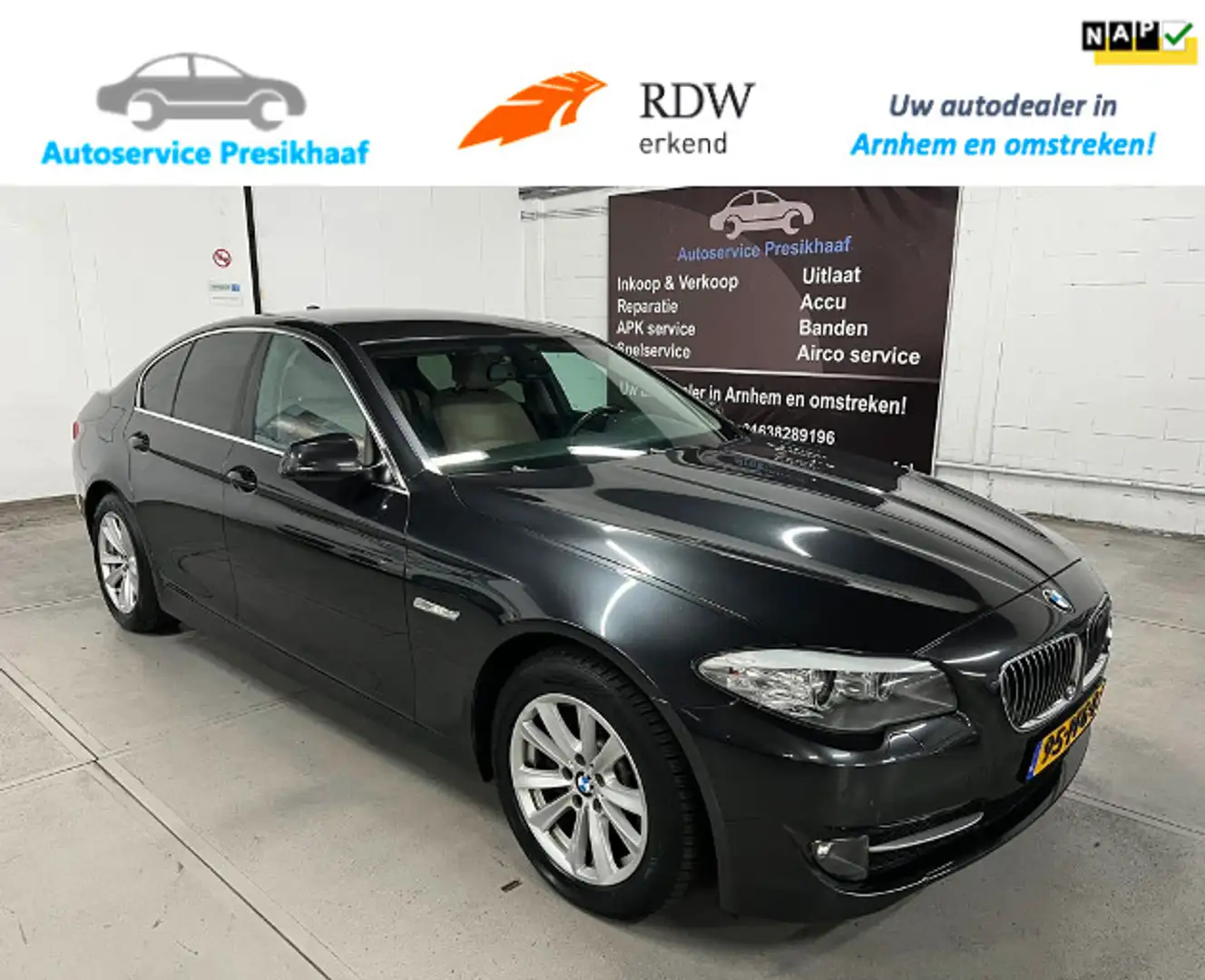 BMW 523 5-serie 523i Executive Automaat VOL-LEDER / NAVIGA Grijs - 1
