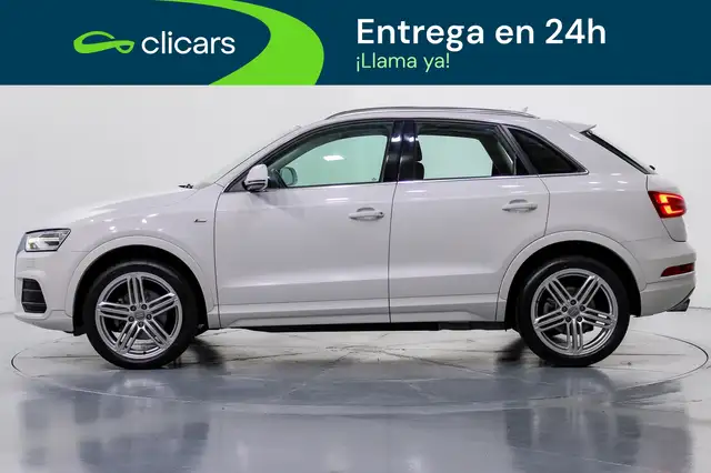 Audi Q3 view 8