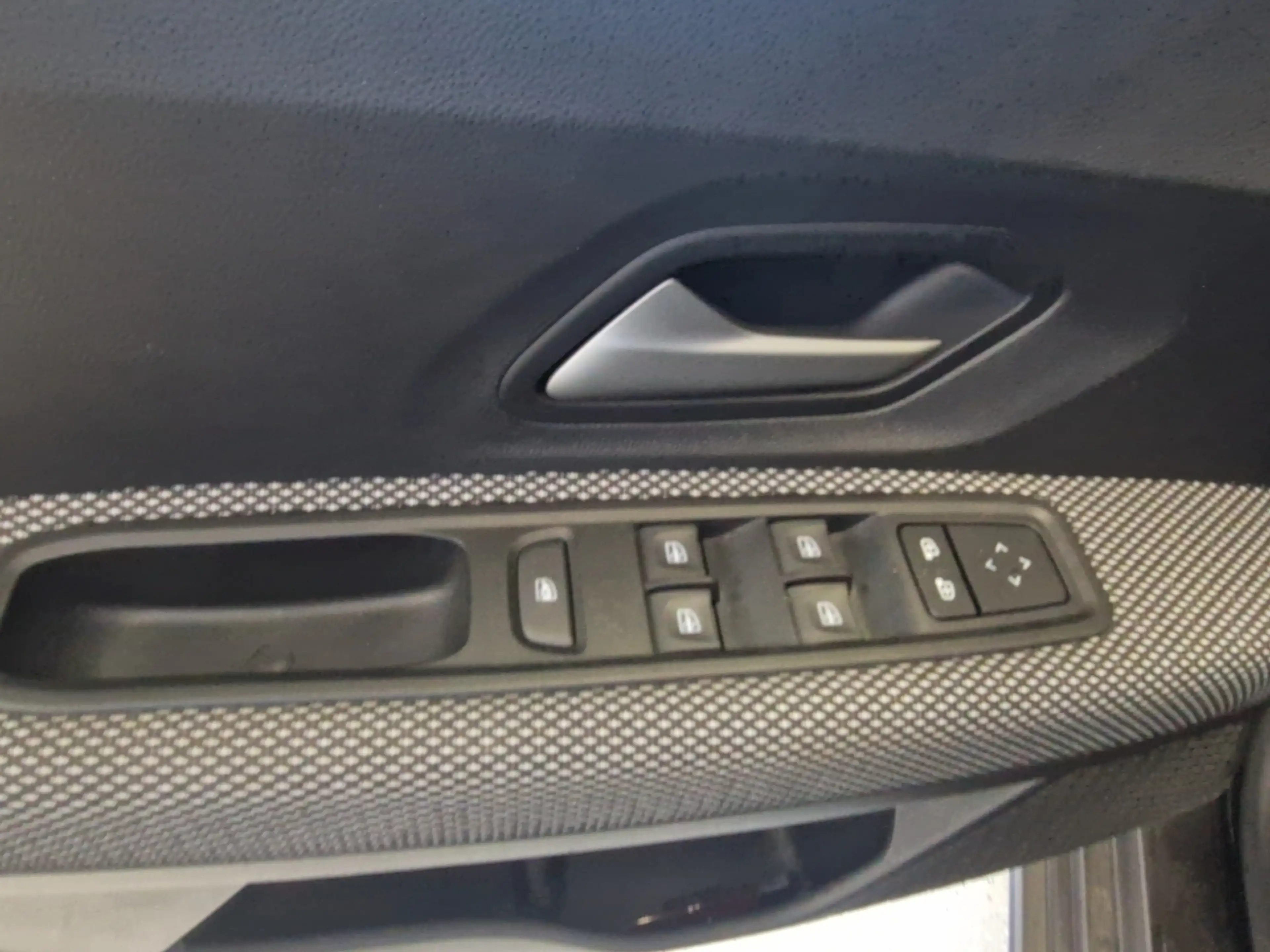 Dacia Jogger Expression TCe 110 — photo 11