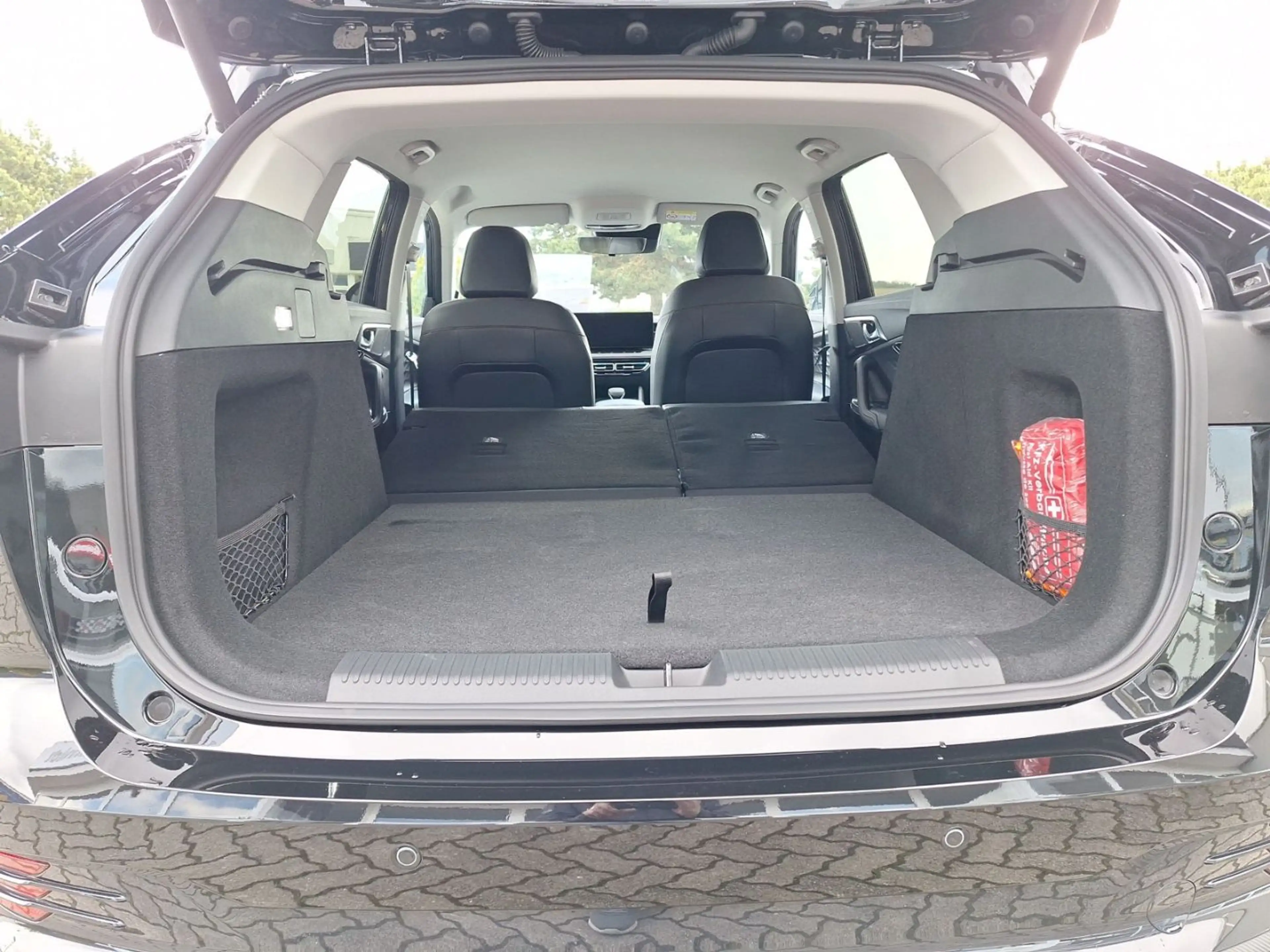 MG HS PHEV LUX 360° NAVI PDC SHZ LED LEDER — photo 8