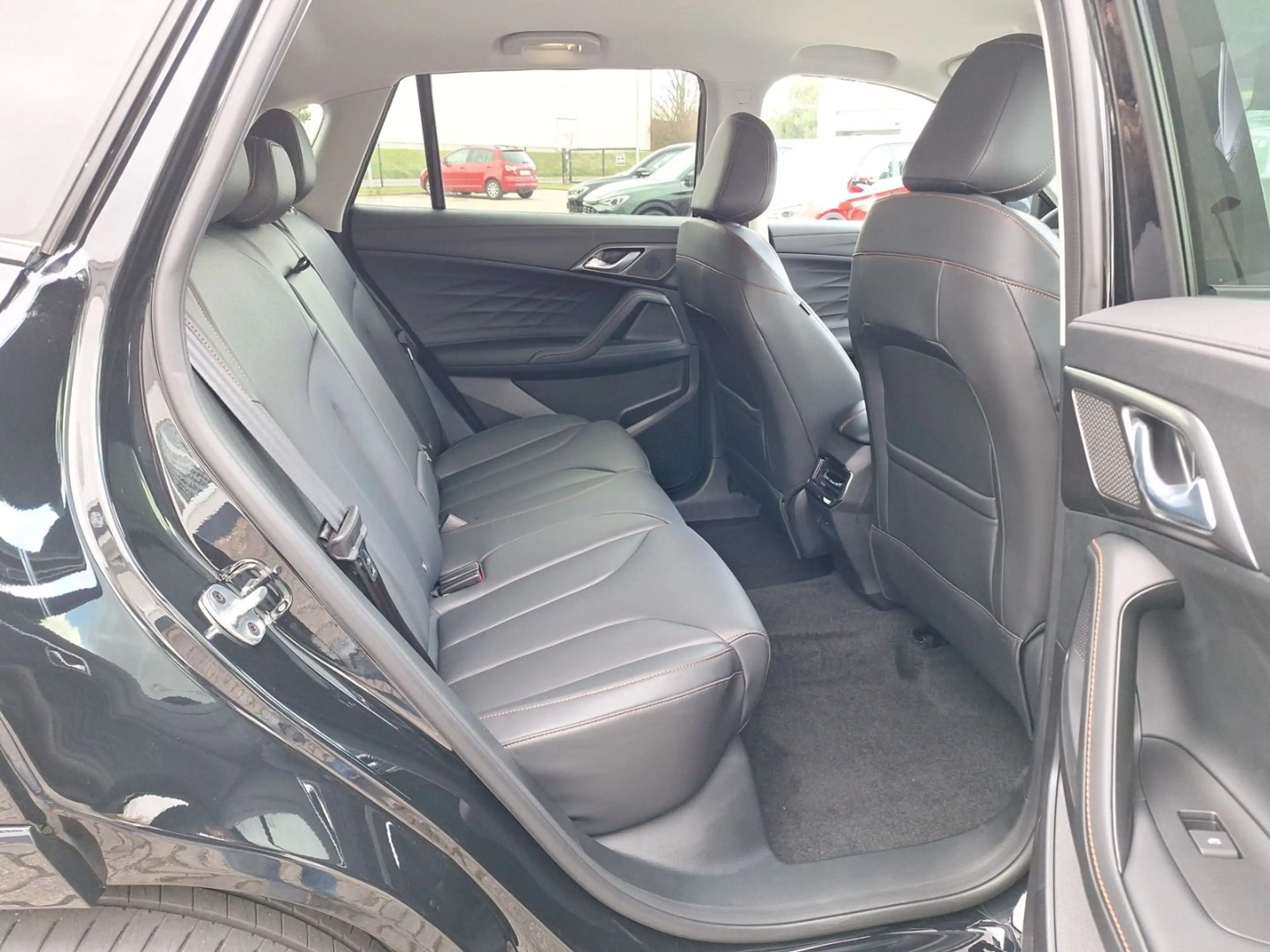 MG HS PHEV LUX 360° NAVI PDC SHZ LED LEDER — photo 10