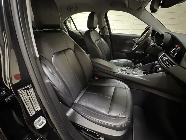 Alfa Romeo Giulia view 14