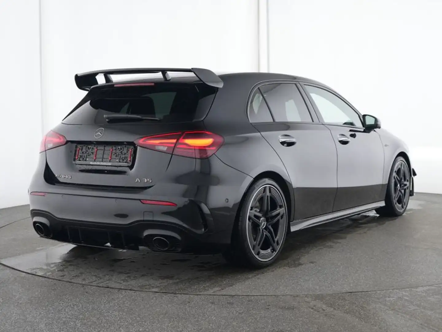 Mercedes-Benz A 35 AMG A 35 4M AMG Aero Night II Distronic Multib 360 Schwarz - 2