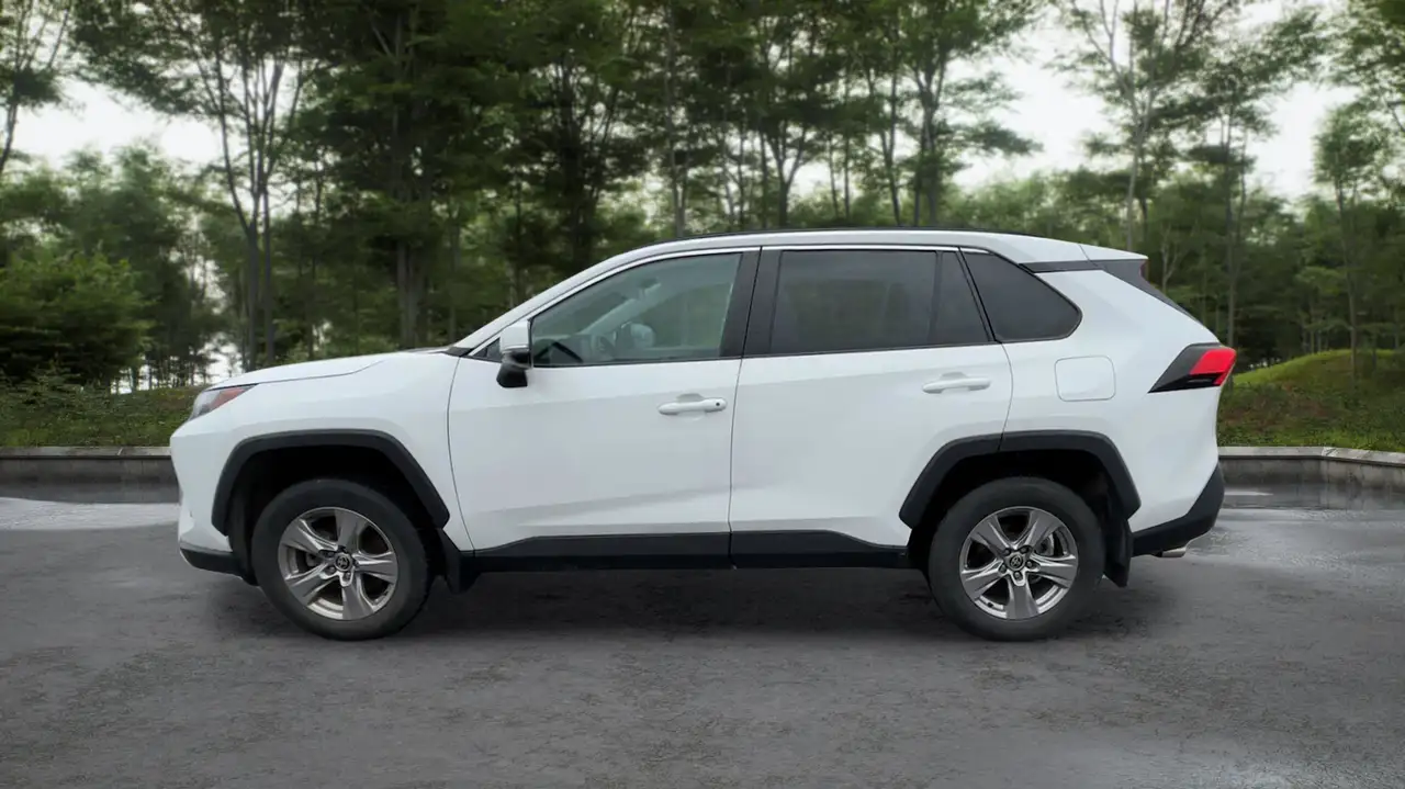 Toyota RAV 4 снимка Toyota RAV 4