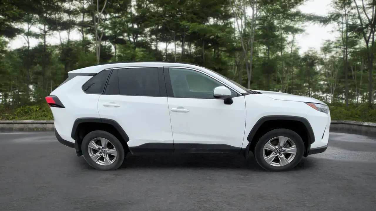 Toyota RAV 4 снимка Toyota RAV 4