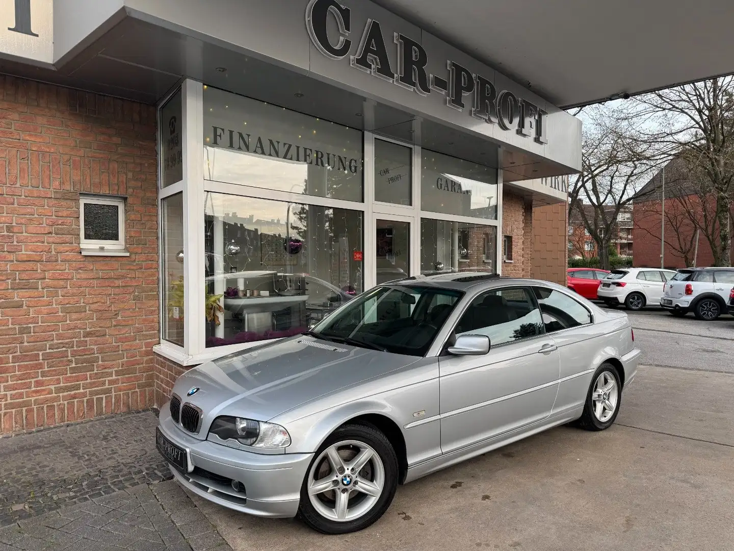 BMW 320 Ci Leder/Navi/Xenon/1.Hand Silber - 1