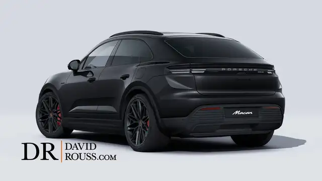 Porsche Macan view 4