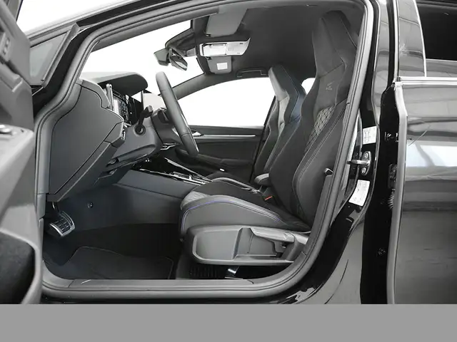 Volkswagen Golf view 11