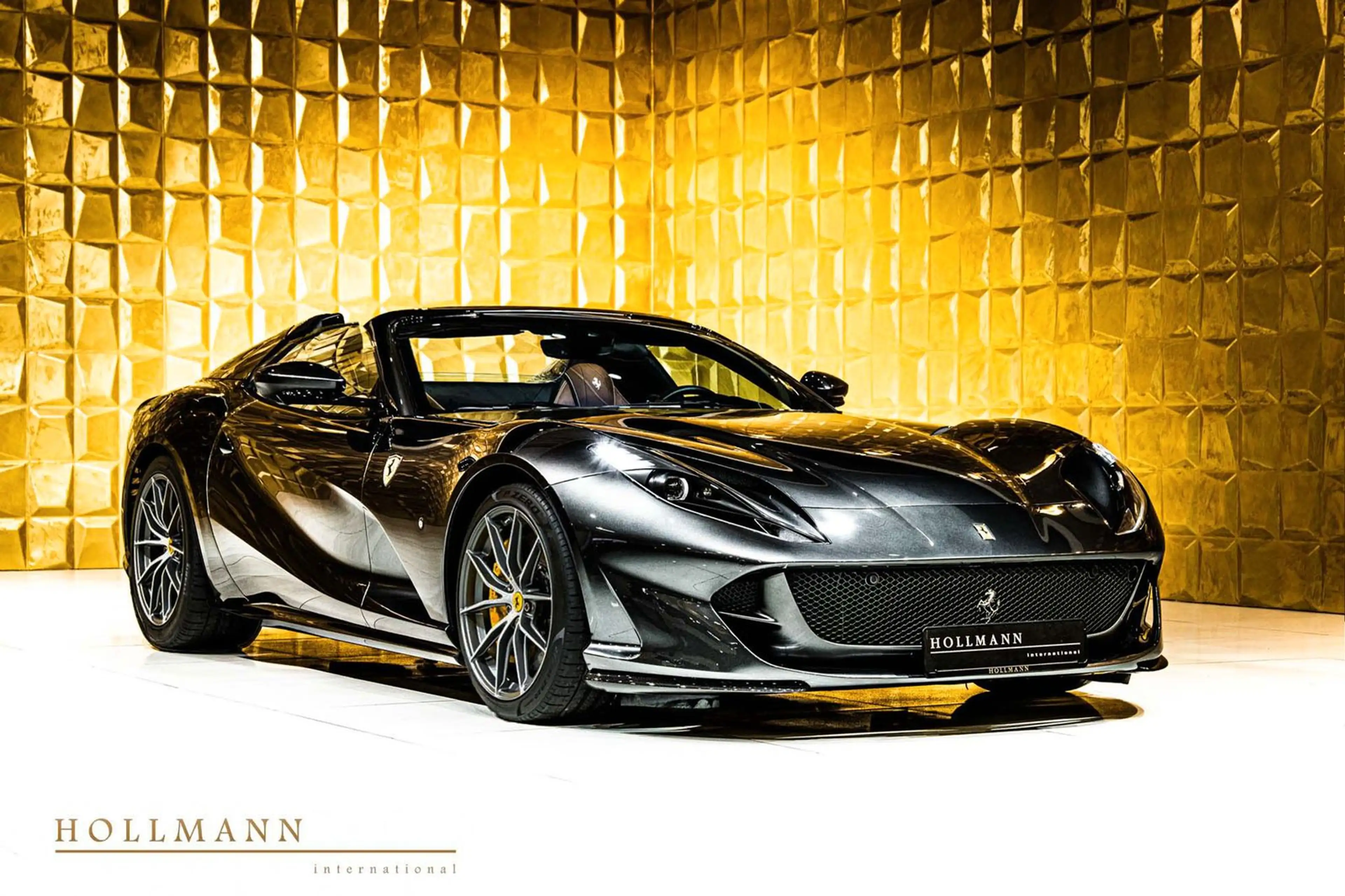 Ferrari 812 GTS + LIFT + SURR + CARBON