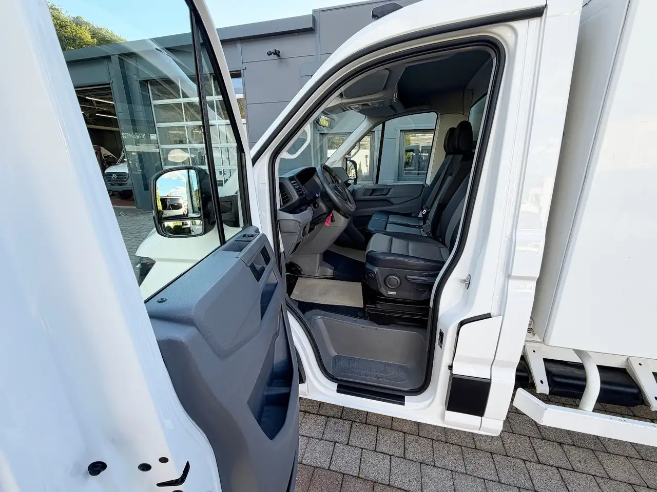 2019 Volkswagen Crafter Kipper 35 L2 RWD *AHK3,5t* Staubox, photograph 12