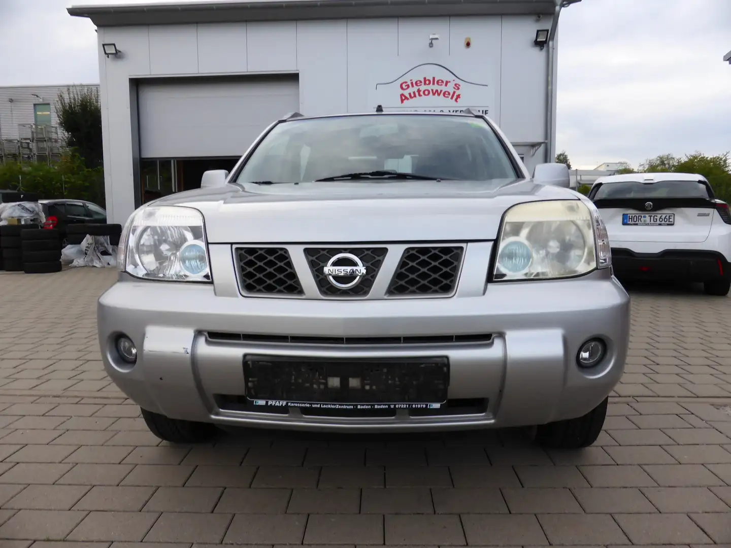 Nissan X-Trail Sport/Allwetterreifen/Allrad/AHK/Klima/wenig km Gris - 2