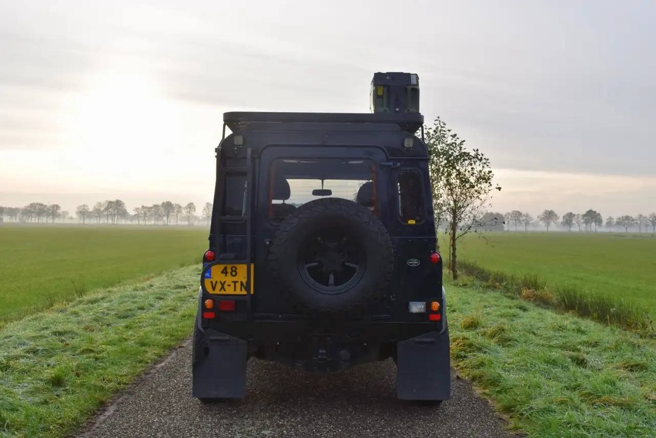 Land Rover Defender 2.5 Td5 90" Hard Top, foto 4