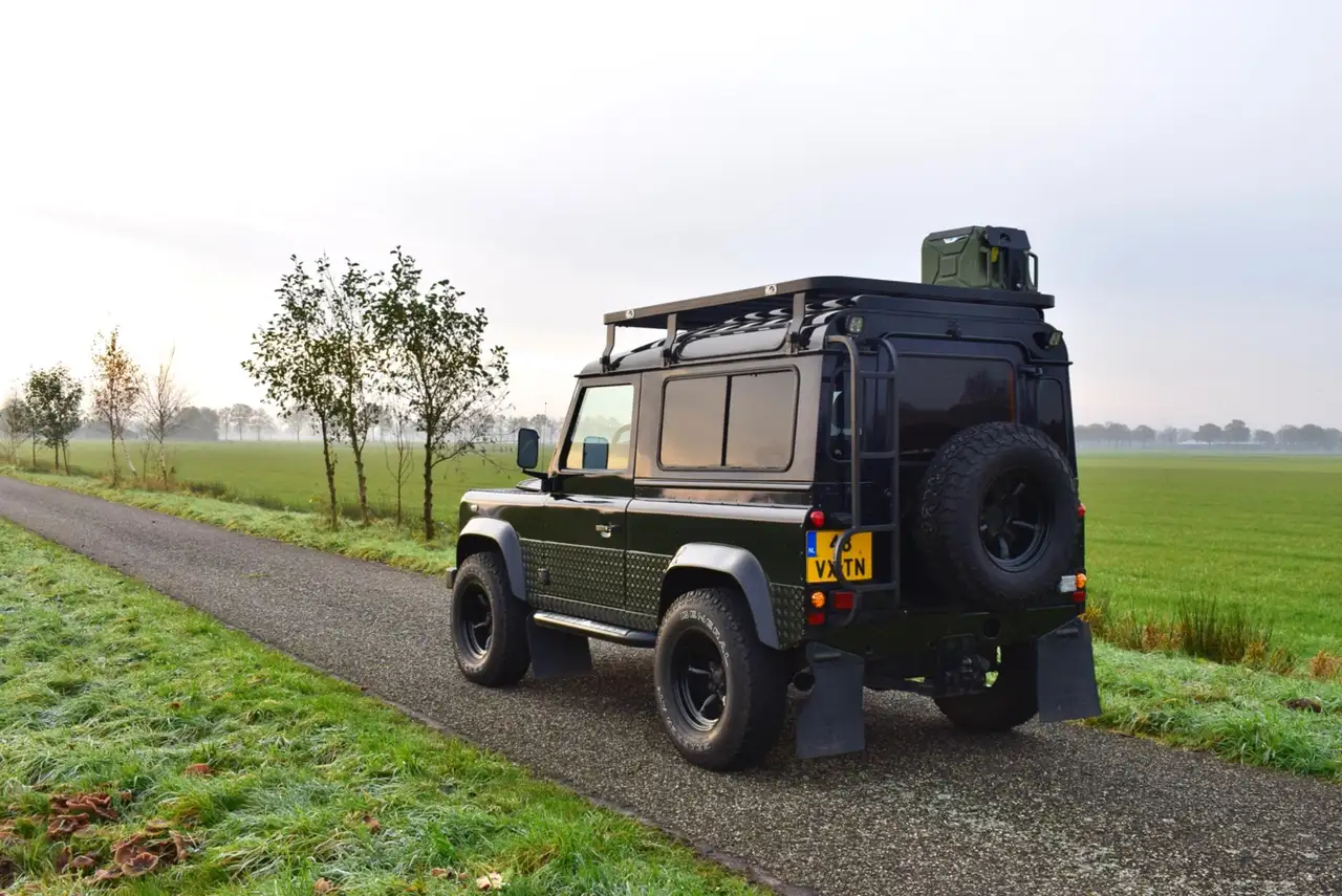 Land Rover Defender 2.5 Td5 90" Hard Top, foto 3