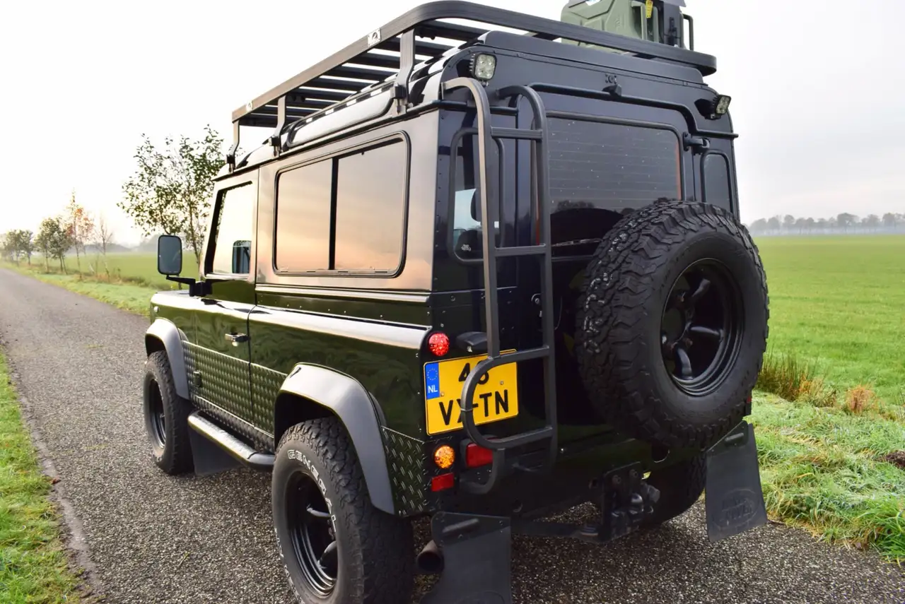 Land Rover Defender 2.5 Td5 90" Hard Top, foto 9