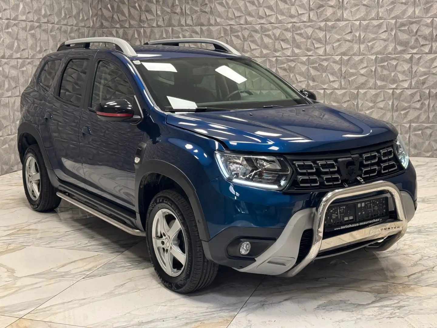Dacia Duster II 1.5 BLUE dCi 115 Charisma 4WD*VOLLLLLL Blau - 1