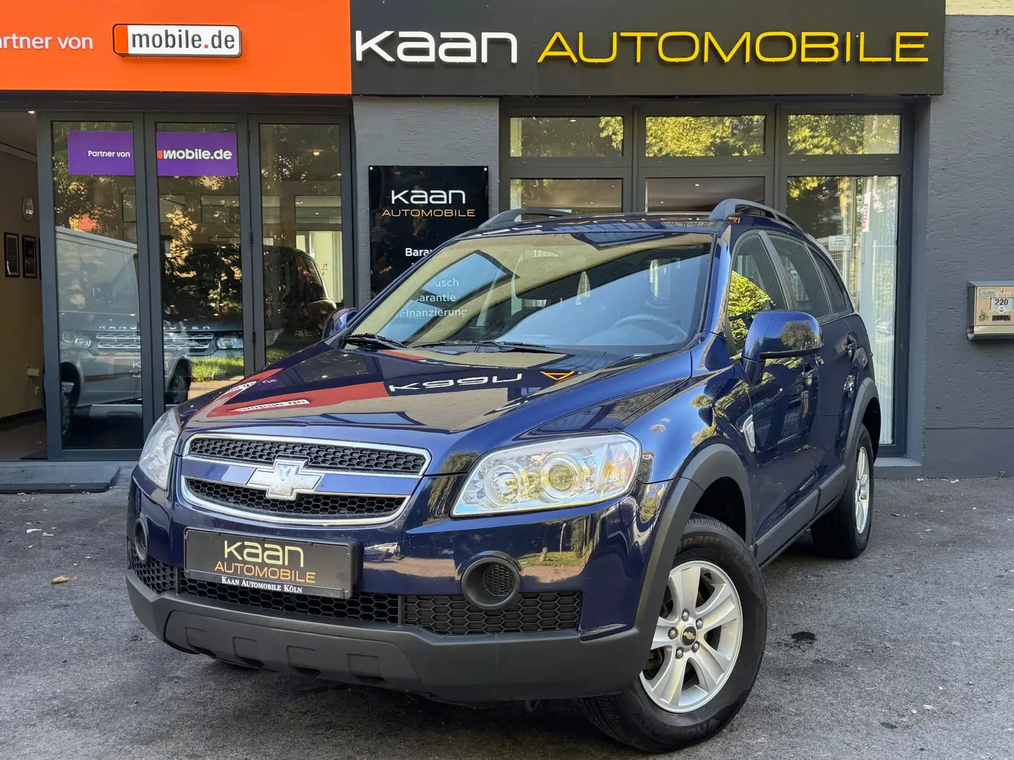 Chevrolet Captiva 2.4 LS 2WD/2HAND/S-HEFT/SHZ/KLIMA/SERVO/CD/RADIO Blau - 1