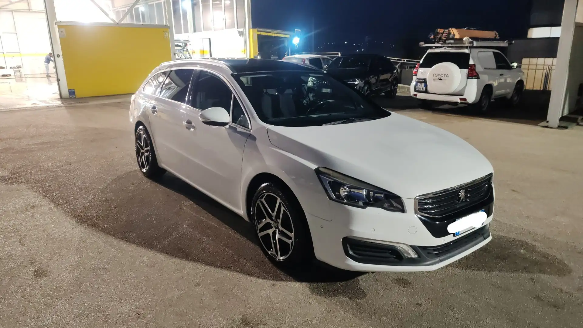 Peugeot 508 SW 2.0 bluehdi Business 150cv my15 - 1