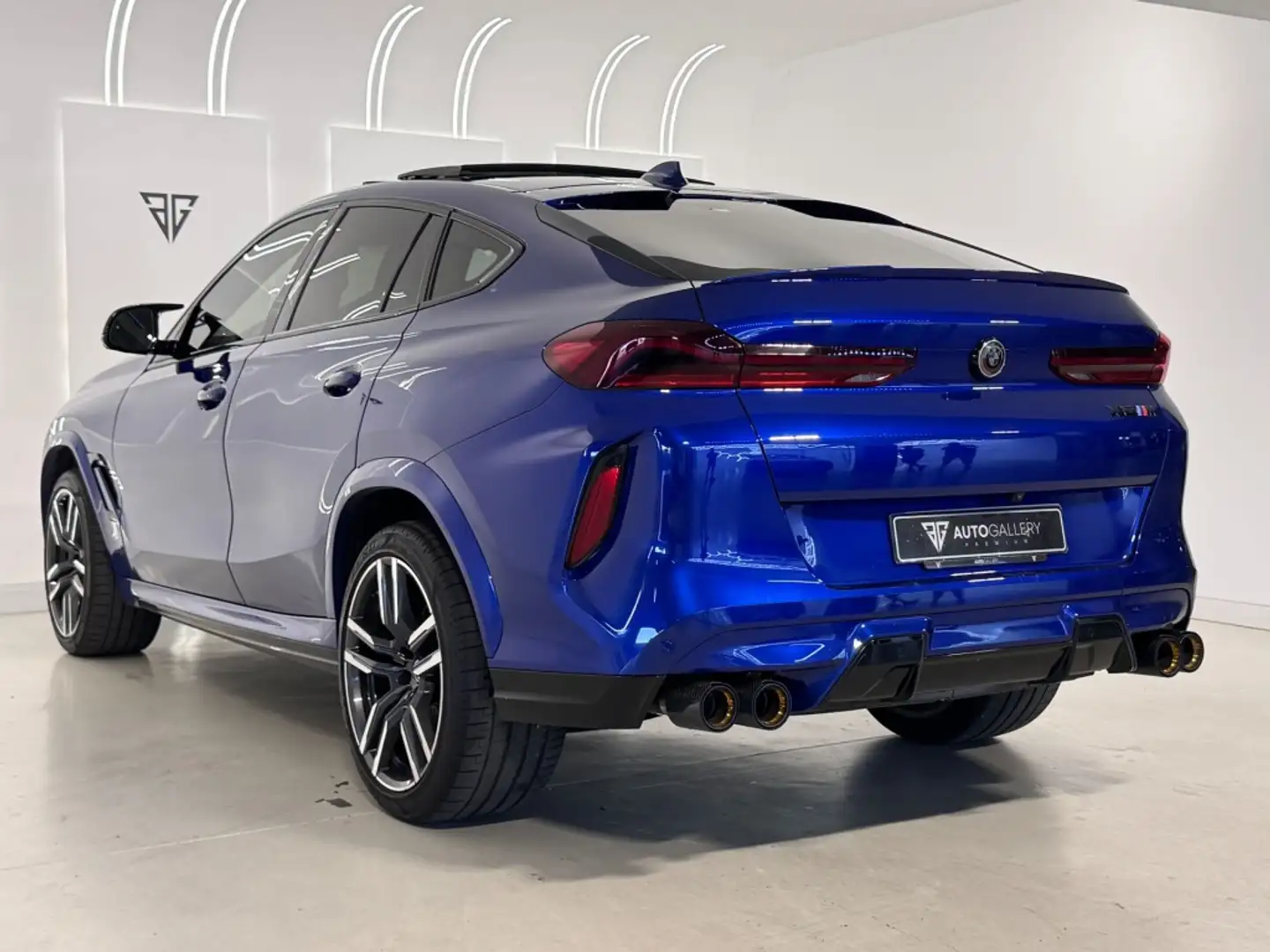 BMW X6 M Azul - 2