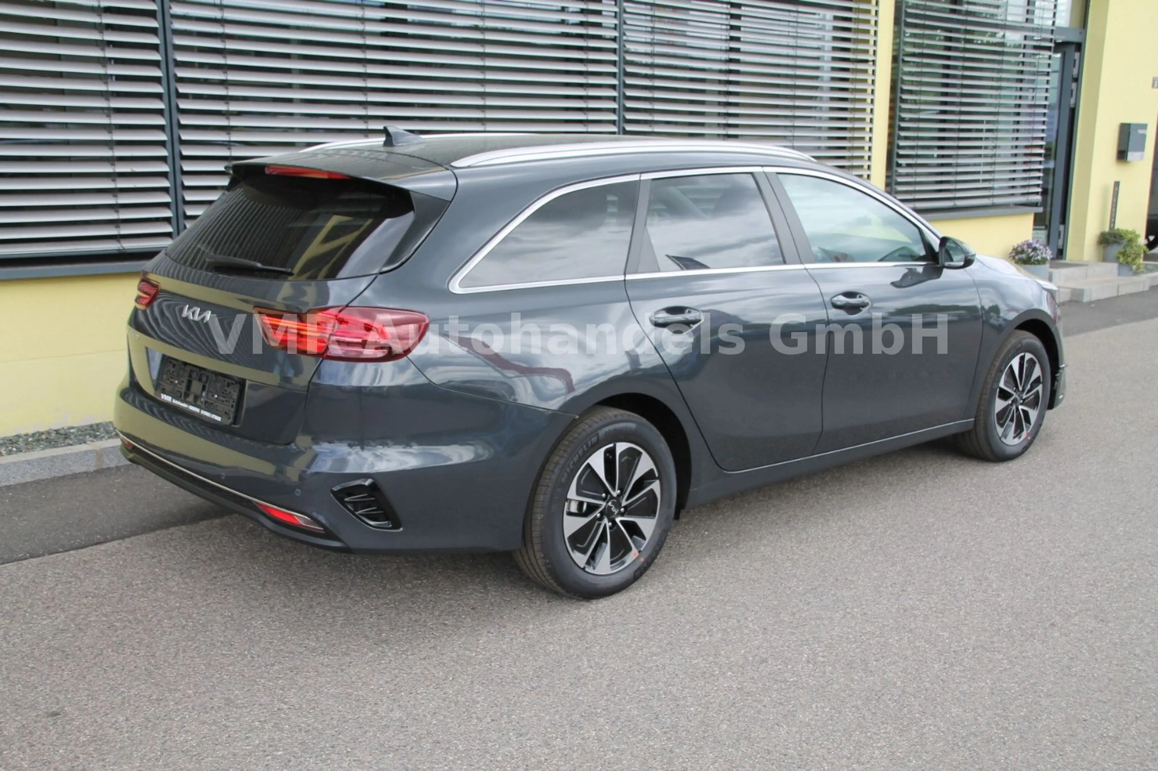 Kia Ceed SW / cee'd SW 1.5 T-GDi  TOP *Navi*Kamera* — photo 7