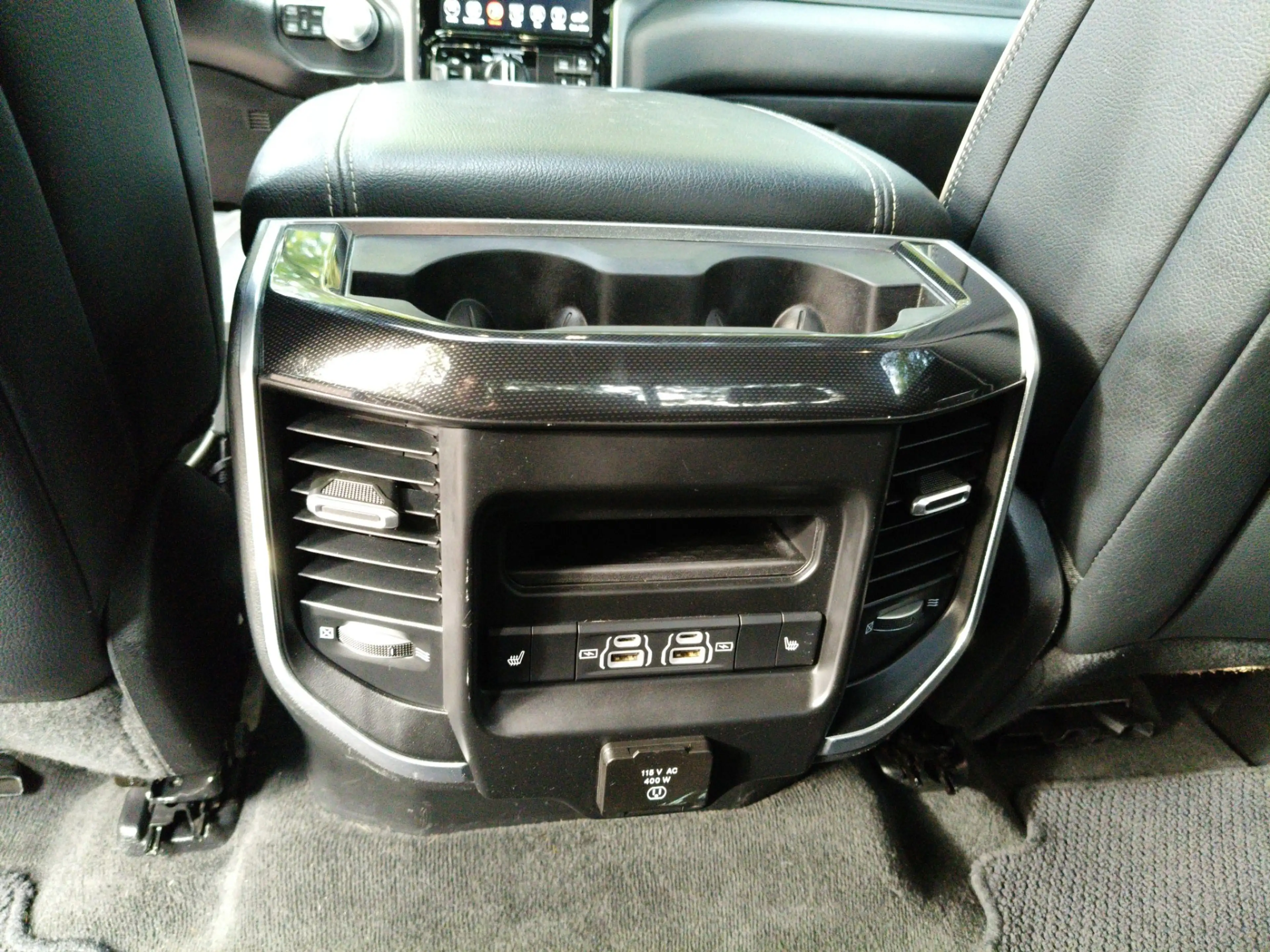 Dodge RAM 1500 5.7 V8 4x4 Crew Cab Laramie EX BTW — photo 11