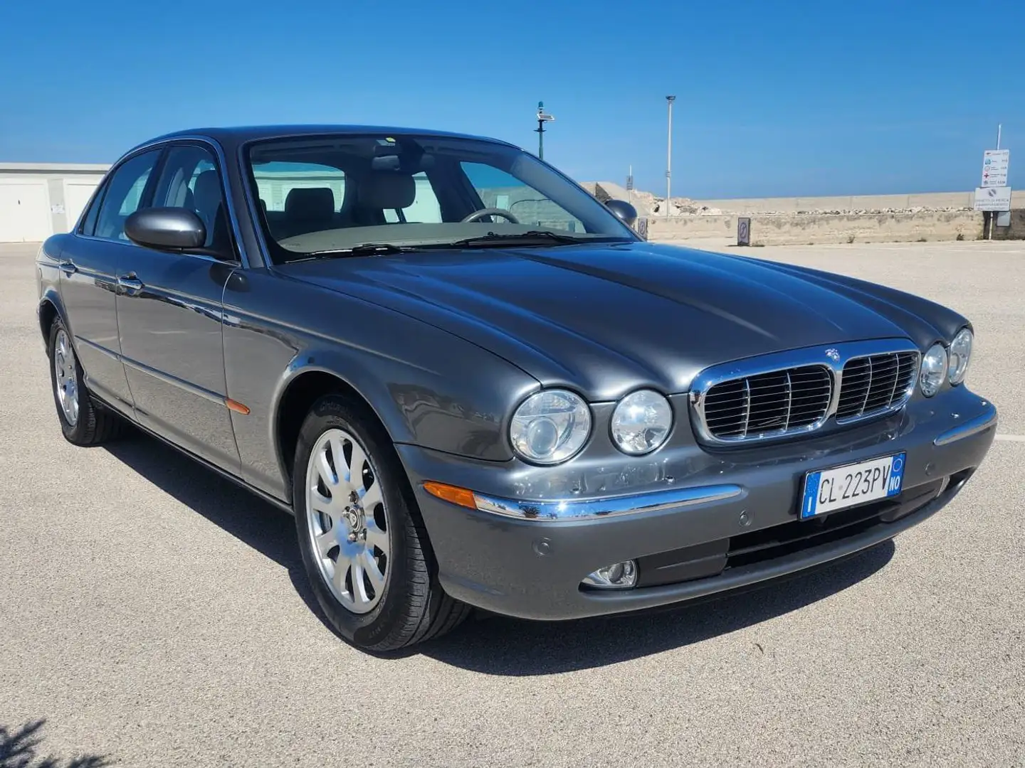 Jaguar XJ XJ VII-VIII 2003 3.5 V8 Sovereign Grigio - 1