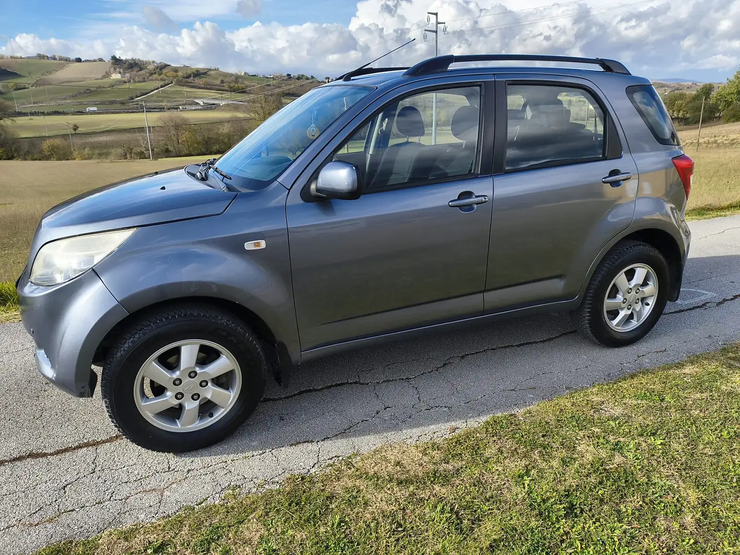Daihatsu Terios 1300-4X4 GPL-UNICA PROPR-FOTO 3 REVISIONI Grijs - 1