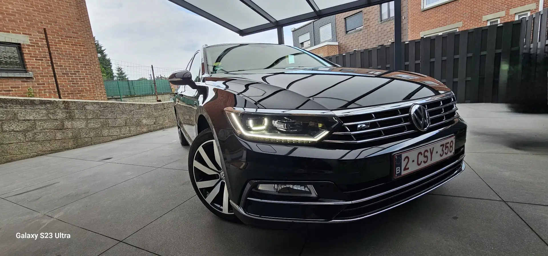 Volkswagen Passat 1.6 CR TDi Trendline DSG - 1