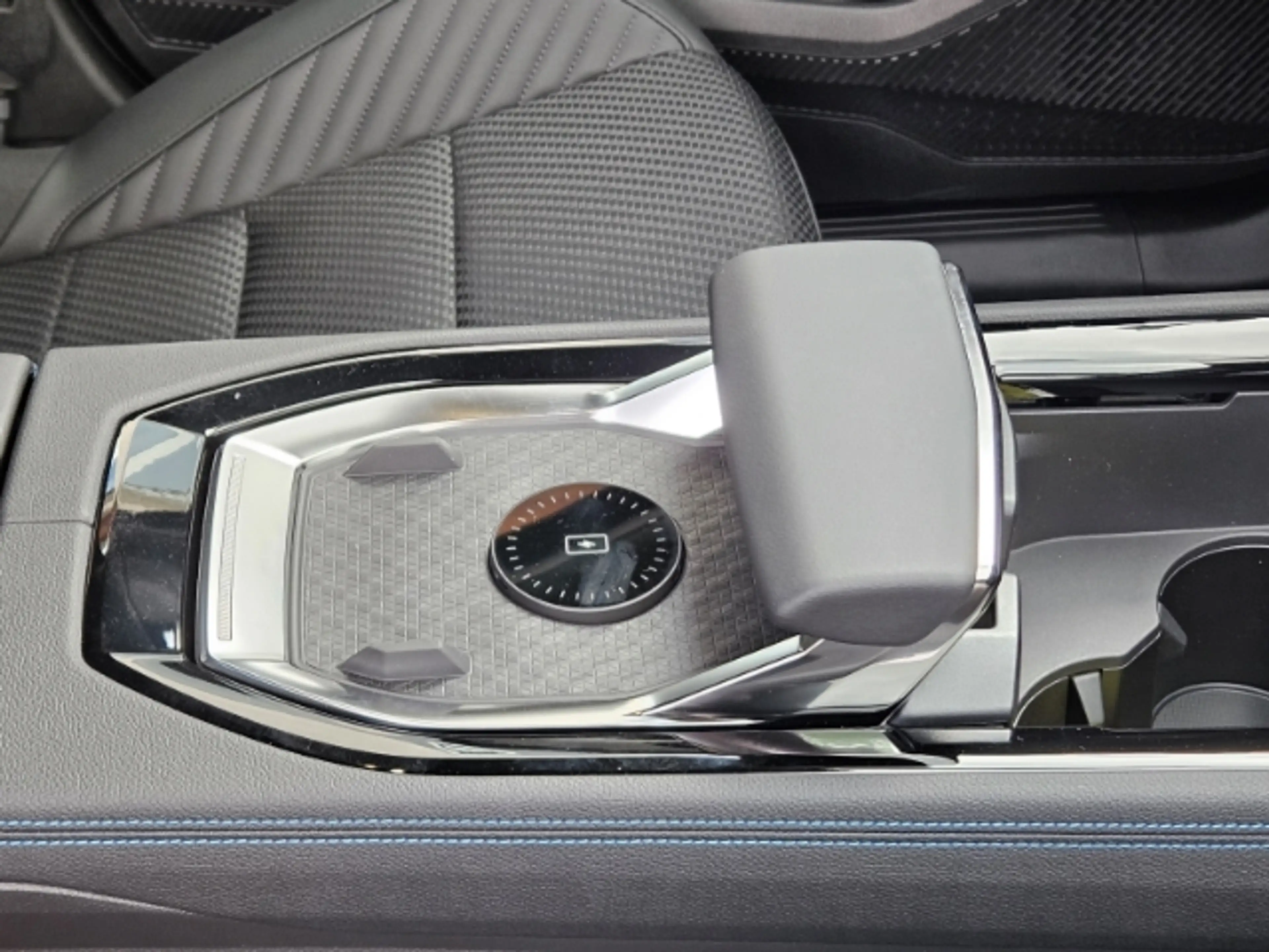 Renault Espace VI Esprit Alpine E-Tech Hybrid 7-Sitzer HUD Panora — photo 7
