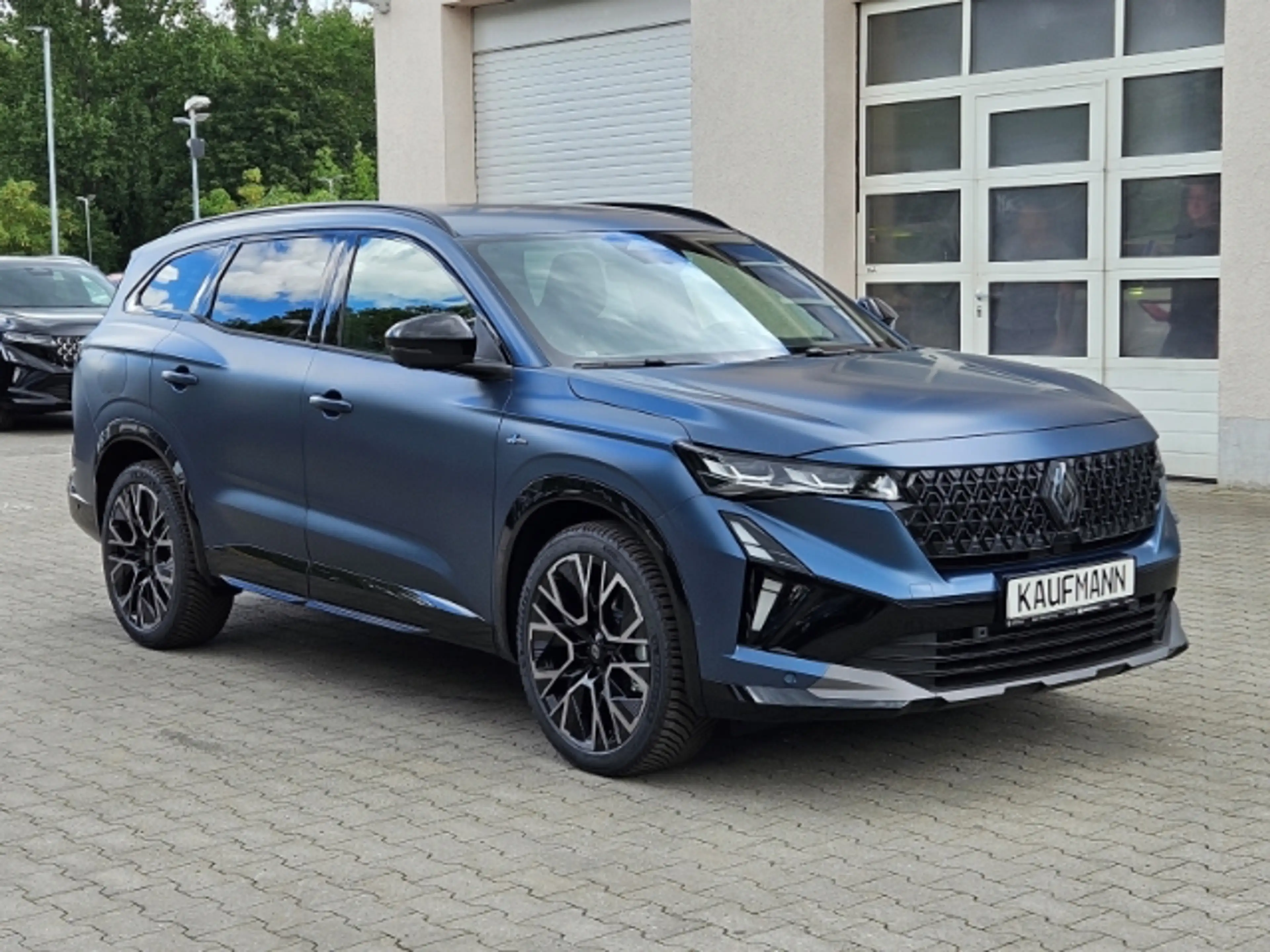 Renault Espace VI Esprit Alpine E-Tech Hybrid 7-Sitzer HUD Panora — photo 3
