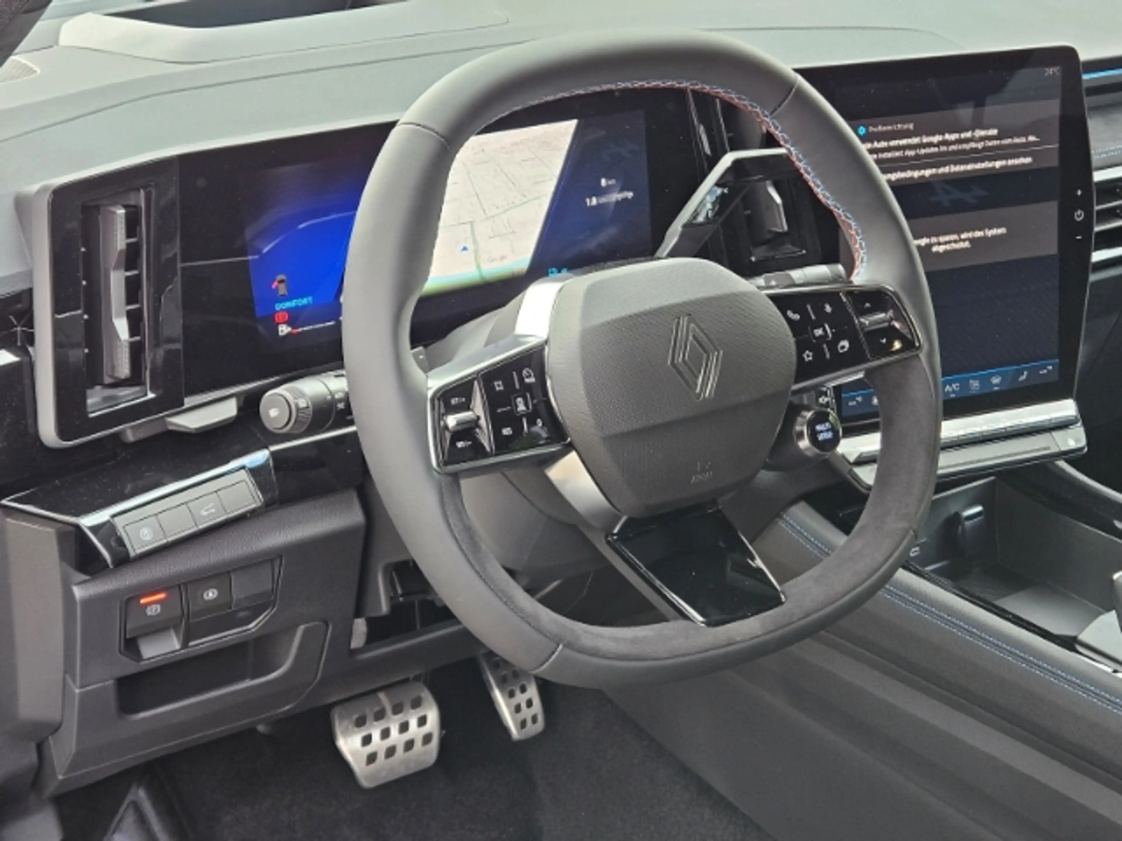 Renault Espace VI Esprit Alpine E-Tech Hybrid 7-Sitzer HUD Panora — photo 9