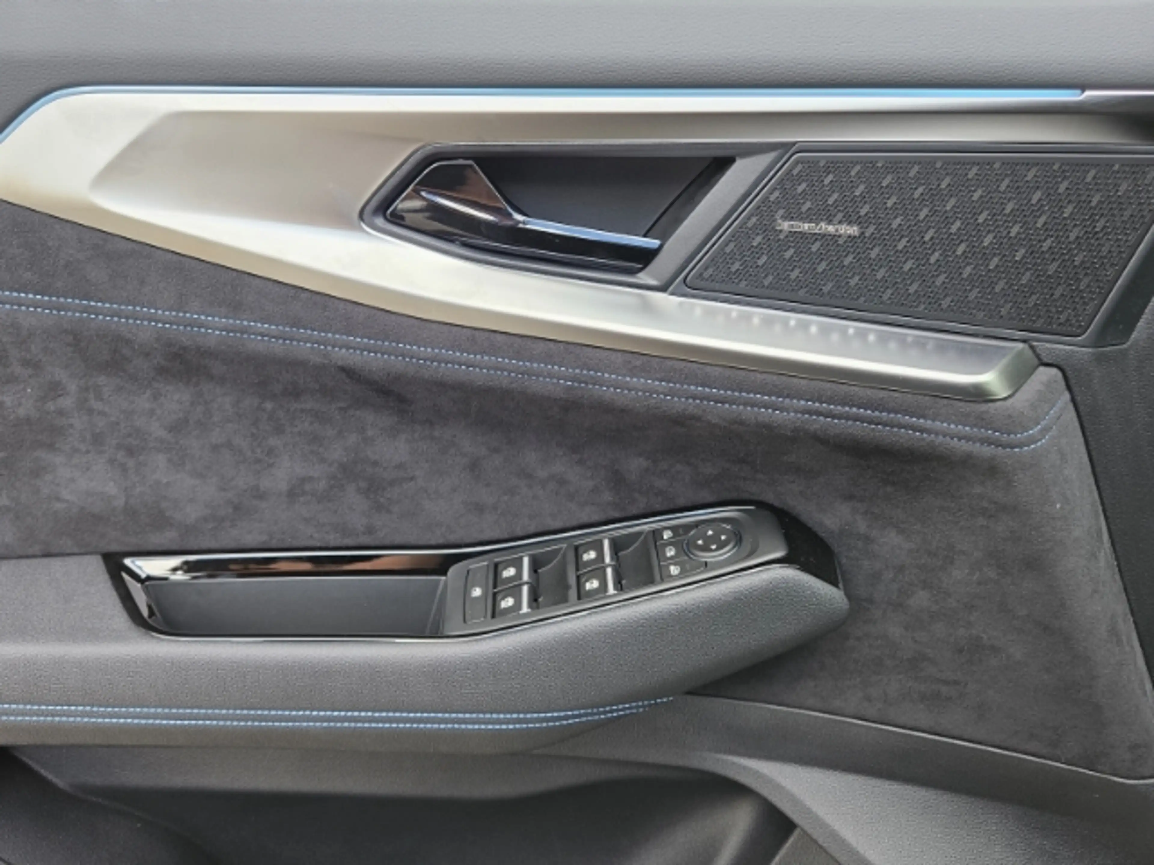 Renault Espace VI Esprit Alpine E-Tech Hybrid 7-Sitzer HUD Panora — photo 11