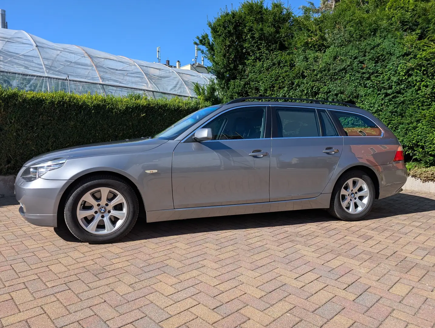 BMW 523 523i Touring Aut. Gri - 2