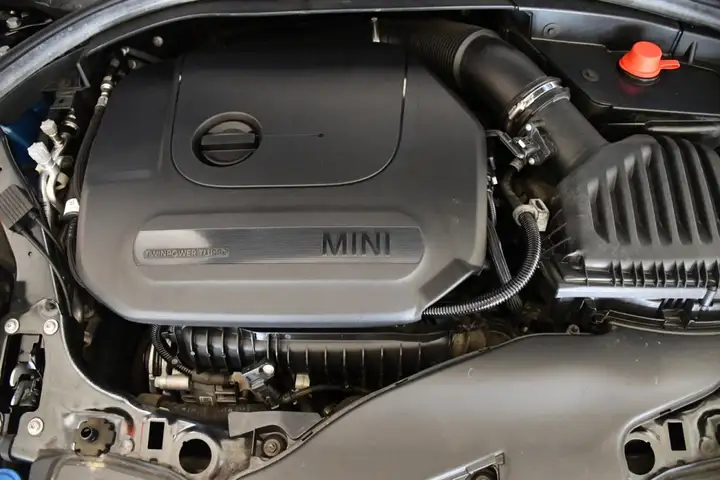 MINI Clubman 2022, foto 12