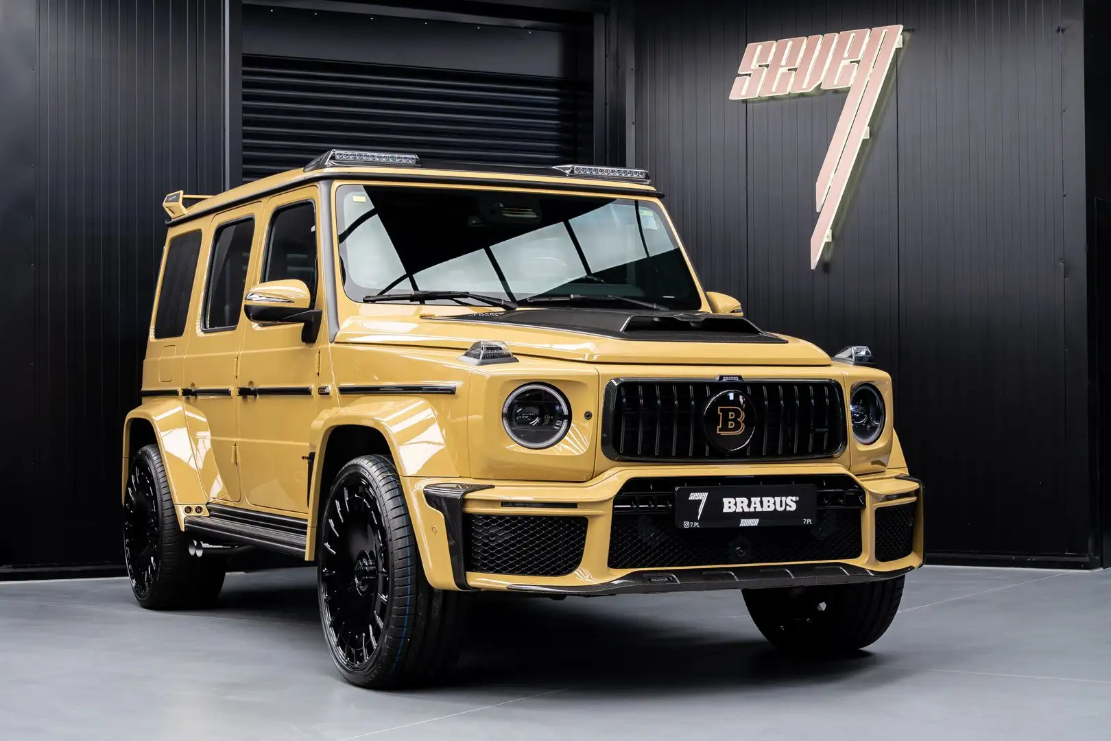 Mercedes-Benz G 63 AMG AMG G63 BRABUS MY 2026 + A22 + SUPERIOR + Carbon Gelb - 1