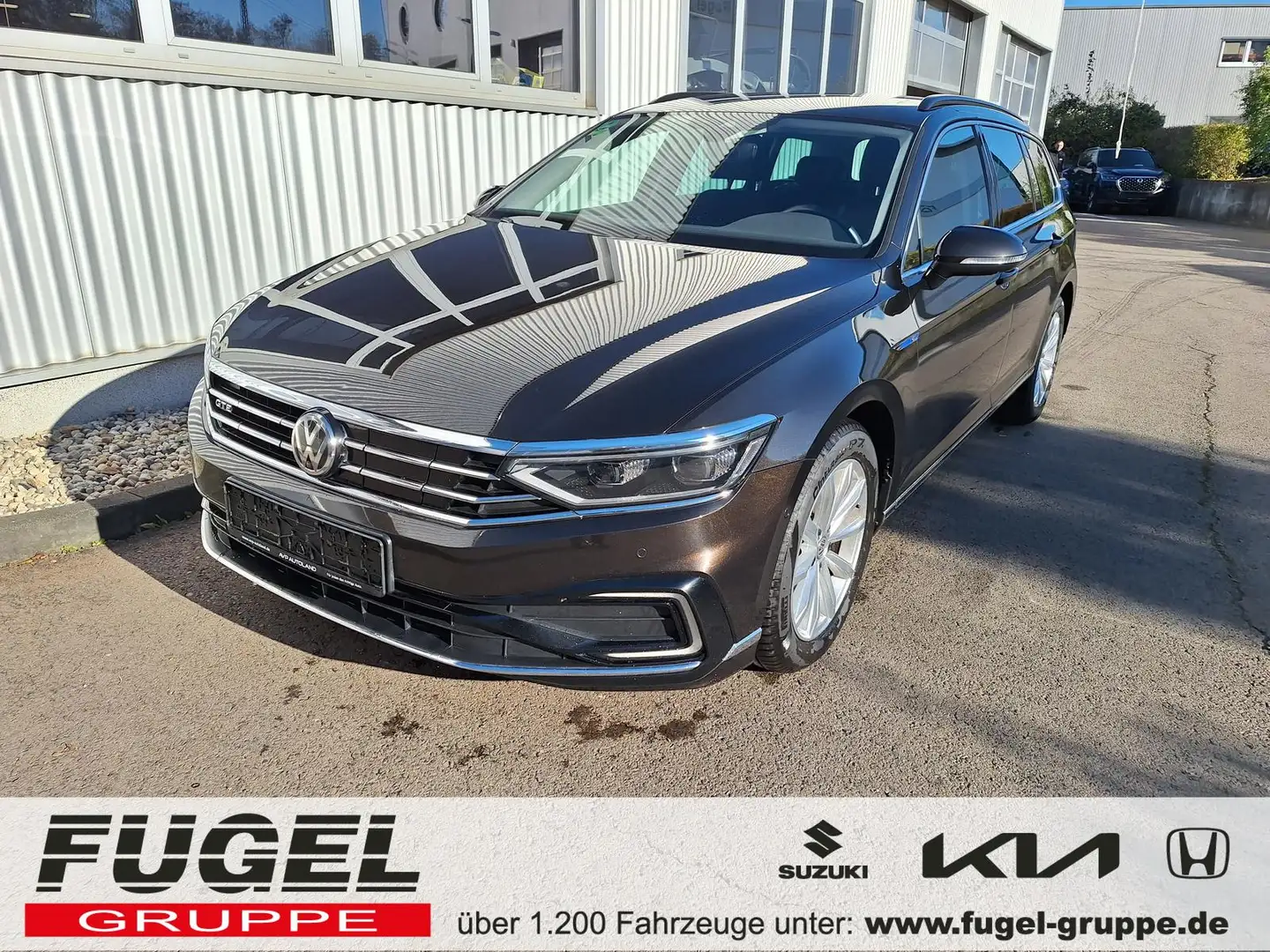 Volkswagen Passat Variant 1.4 TSI DSG GTE Matrix|360°|AHK|ACC Braun - 1