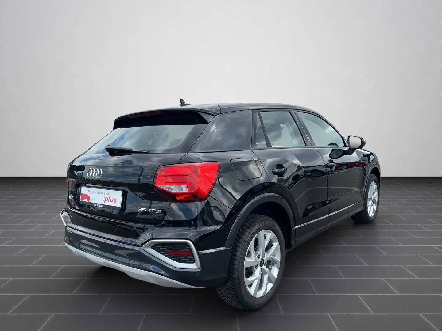 Audi Q2 35 TFSI S tronic LED NAV RFK elek. Heckkl. Schwarz - 2