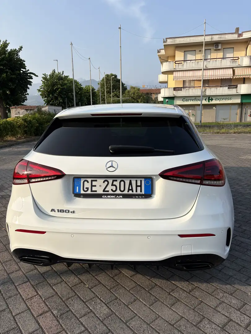 Mercedes-Benz A 180 d Premium Night edition auto - 2