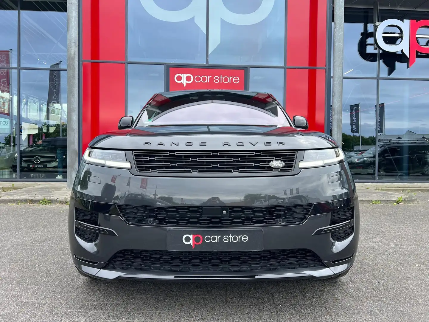 Land Rover Range Rover Sport 3.0 P510e First Edition Gris - 2