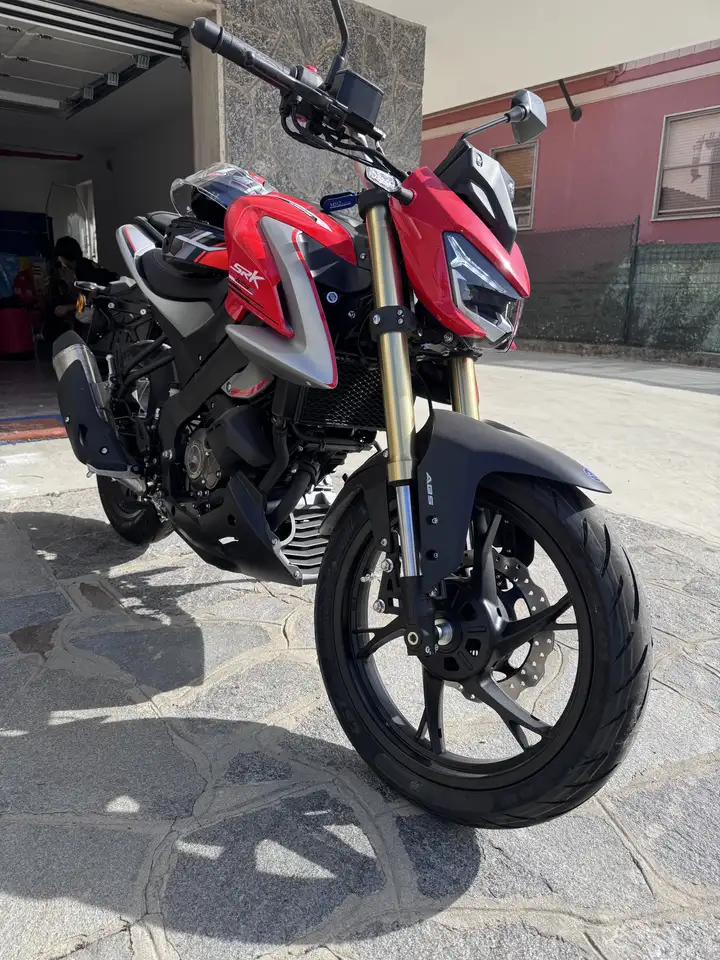 QJ Motor SRK 125 S