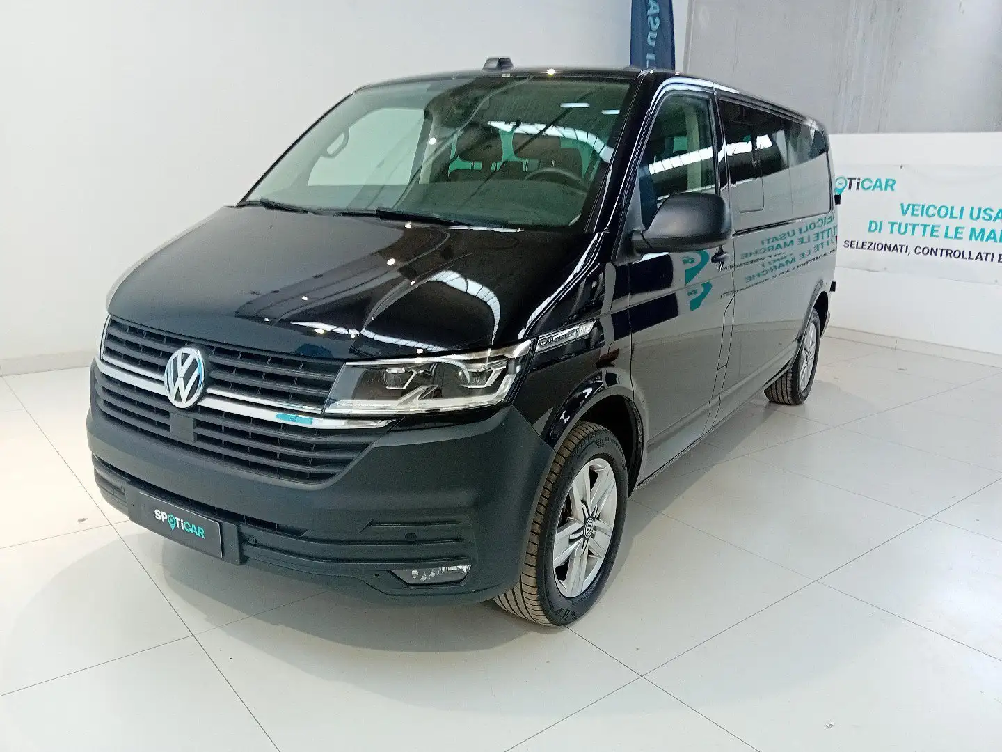 Volkswagen T6 Caravelle 2.0 TDI 150CV DSG Comfortline 9 Posti Negro - 1