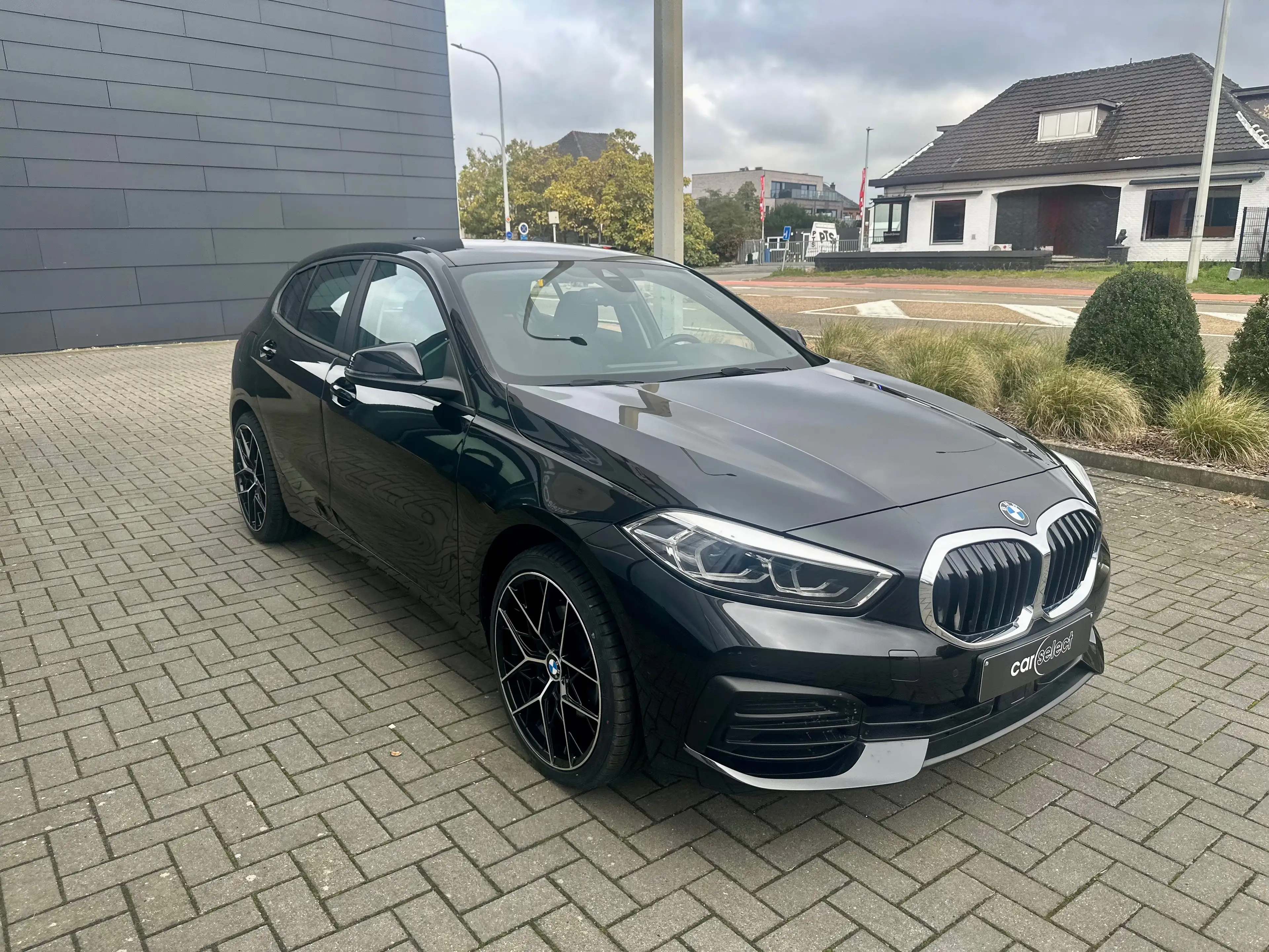 BMW 118 118iA OPF — photo 6